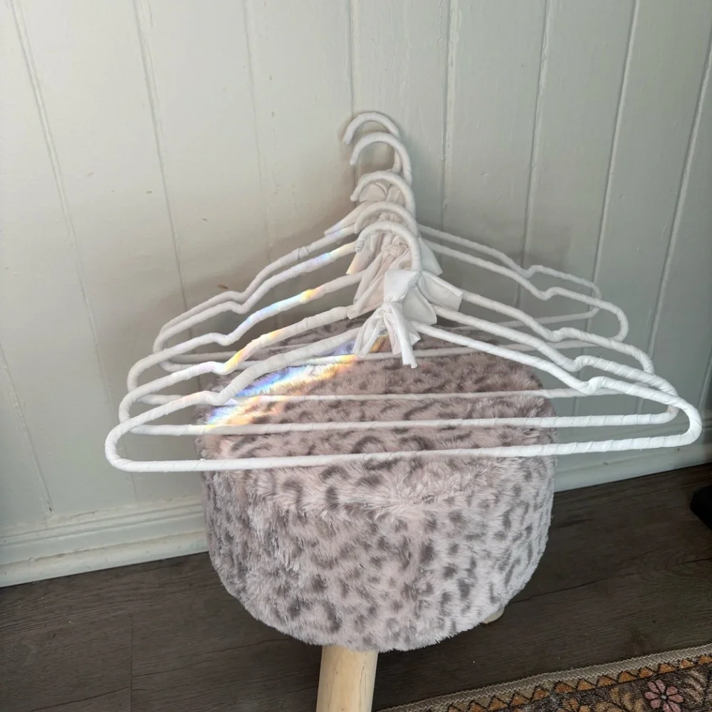 Custom Made Brandy Melville Inspired Hangers (5 pack)